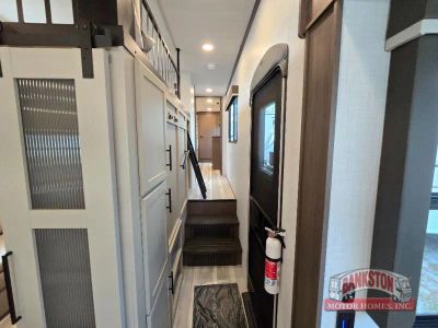 2026 Cougar 360MBI — photo 30 view