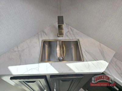 2027 Georgetown 5 Series 34H5 — photo 27 view