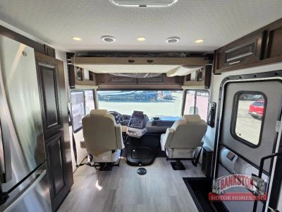 2027 Georgetown 5 Series 34H5 — photo 12 view