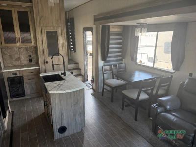 2021 Forest River RV Cherokee Arctic Wolf — photo 13 view