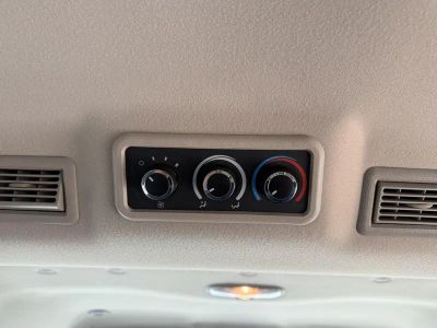 2014 Chevrolet Express 12 Passenger — photo 23 view