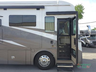 2022 Tiffin Motorhomes Phaeton — photo 16 view