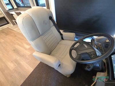 2022 Tiffin Motorhomes Phaeton — photo 25 view