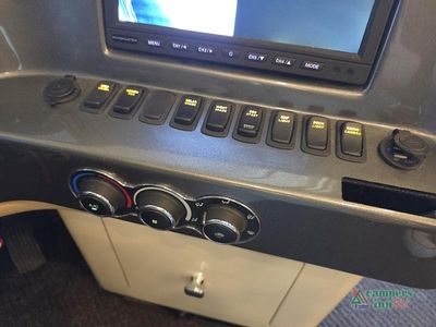 2022 Tiffin Motorhomes Phaeton — photo 30 view