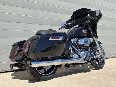 2025 Harley-Davidson FLHX - Street Glide - Photo 3