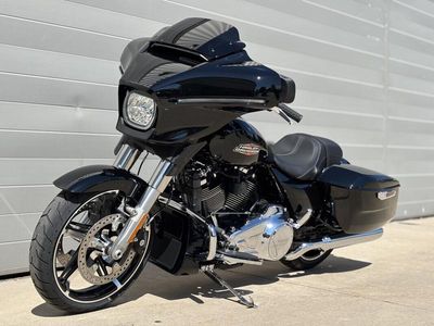 2025 Harley-Davidson FLHX - Street Glide - Photo 5