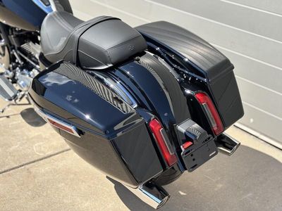 2025 Harley-Davidson FLHX - Street Glide - Photo 9