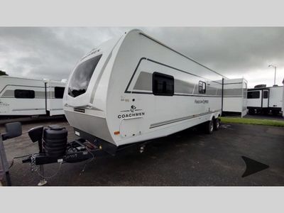 2025 Coachmen RV Freedom Express Ultra Lite - Photo 3