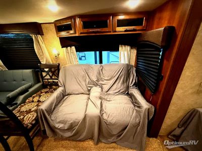 2018 Jayco Eagle HT — engine compartment view