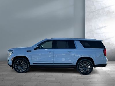 2026 GMC Yukon XL - Photo 3