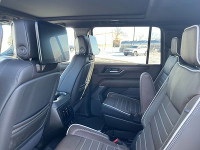 2026 GMC Yukon XL - Photo 17