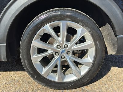 2022 Ford Explorer - Photo 11