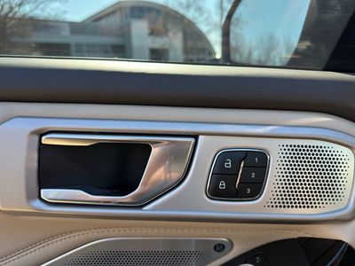 2022 Ford Explorer - Photo 21