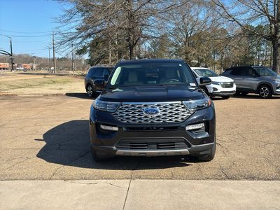 2022 Ford Explorer - Photo 2