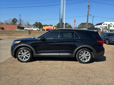 2022 Ford Explorer - Photo 4