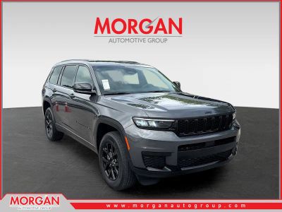 2024 Jeep Grand Cherokee L Altitude in Baltic Gray Metallic Clearcoat — front three-quarter view