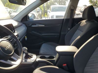 2025 Kia Seltos - Photo 8