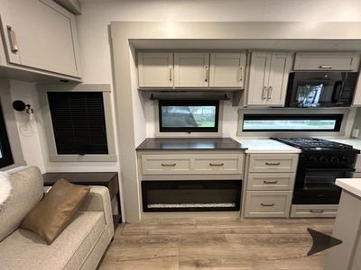 2026 Brinkley Model Z - Photo 19