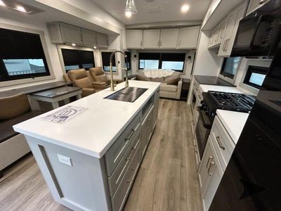 2026 Brinkley Model Z - Photo 29