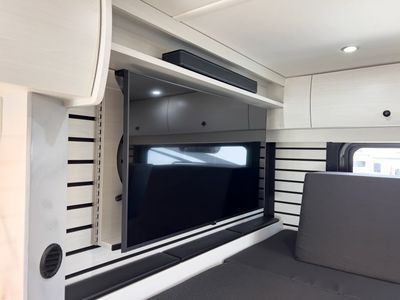 2025 Pleasure Way PLATEAU XL - Photo 12