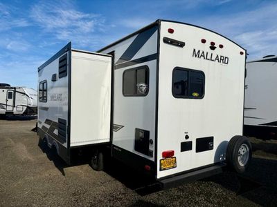 2023 Heartland Mallard - Photo 5
