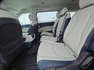 2026 Kia Carnival Hybrid - Photo 9