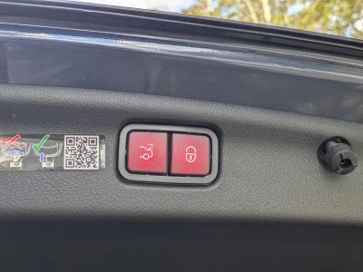 2026 Mercedes-Benz C-Class — photo 13 view