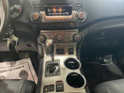 2012 Toyota Highlander — photo 13 view