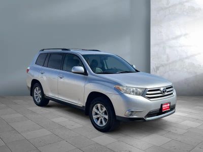2012 Toyota Highlander — photo 8 view