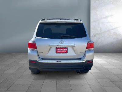 2012 Toyota Highlander — detail view