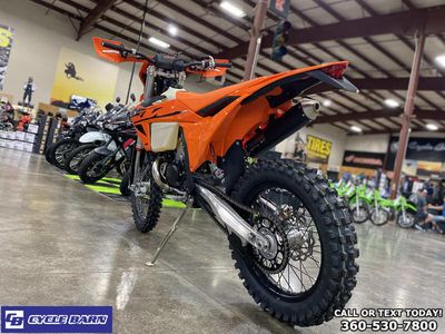 2025 KTM 250 XC-W - Photo 2