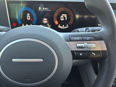 2025 Hyundai Tucson — photo 8 view