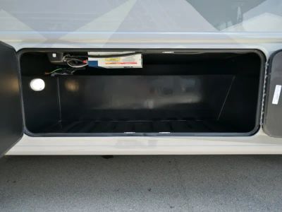 2027 Thor Motor Coach OMNI TRAIL — photo 34 view