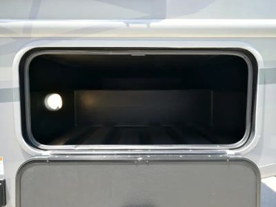 2027 Thor Motor Coach OMNI TRAIL — photo 39 view
