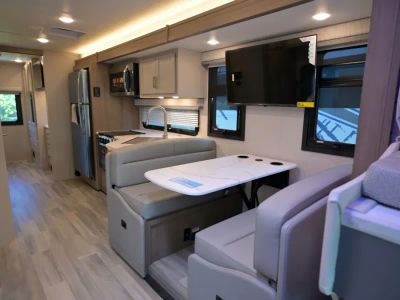 2027 Thor Motor Coach OMNI TRAIL — engine compartment view