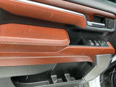 2024 GMC Sierra 3500HD - Photo 7