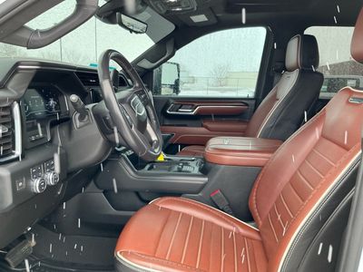 2024 GMC Sierra 3500HD - Photo 14
