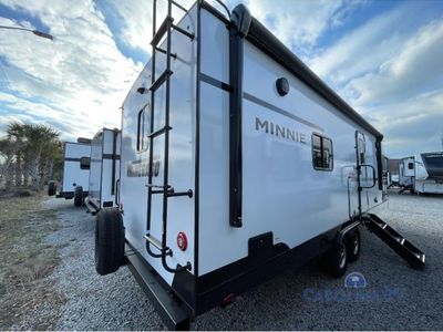2025 Winnebago Minnie - Photo 6