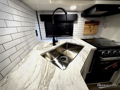 2026 Venture RV SportTrek - Photo 13