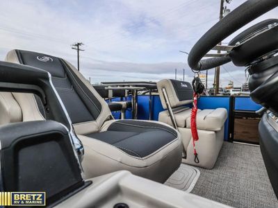 2026 Barletta Boats Cabrio Ultra-Entertainer - Photo 13
