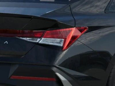2026 Hyundai Elantra - Photo 10