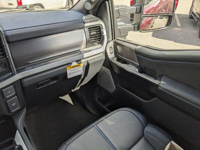 2026 Ford F-350SD - Photo 15