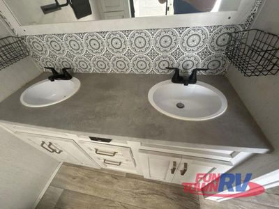 2022 Dutchmen RV Astoria - Photo 33