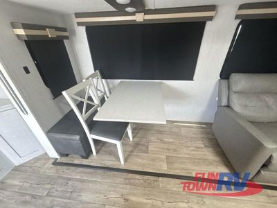 2022 Dutchmen RV Astoria - Photo 23