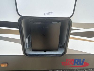 2022 Dutchmen RV Astoria - Photo 5