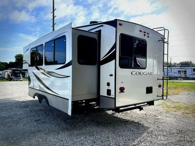 2022 Keystone Cougar Half-Ton - Photo 2