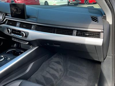 2017 Audi A4 - Photo 8