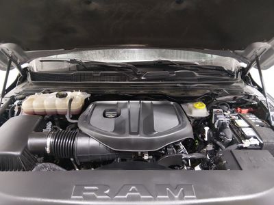 2025 Ram 1500 — photo 9 view