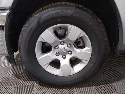 2025 Ram 1500 — photo 10 view