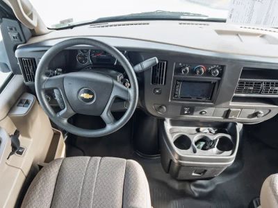 2018 Forest River SUNSEEKER — side profile view